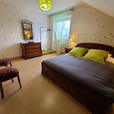 Maison Spacieuse Avec Terrasse, Pres De Saint-die, Ideale Pour Randonnees Et Proche De L'alsace - Fr-1-589-464 Feriehus La Bourgonce